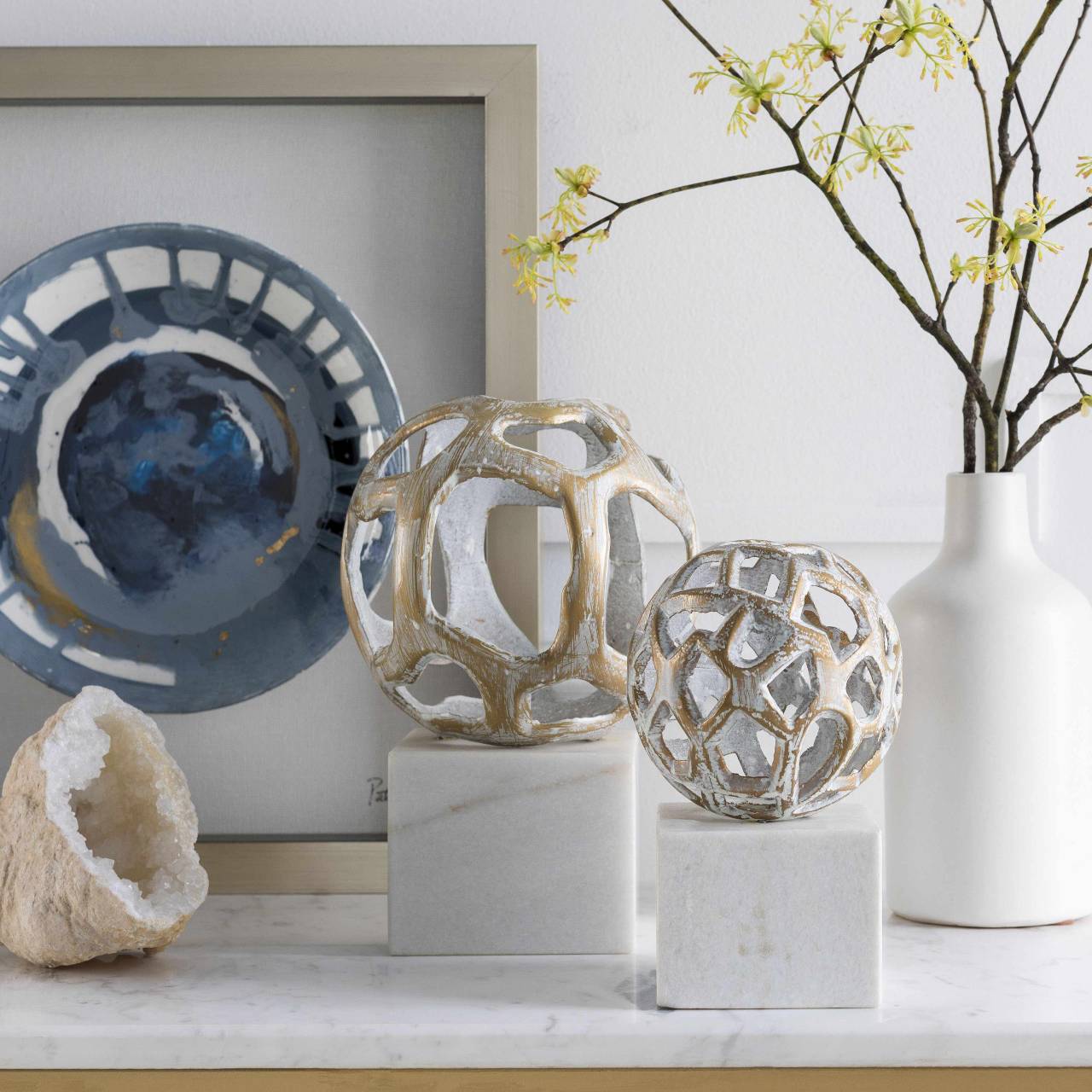 Bolyarovo White Decorative Sculpture