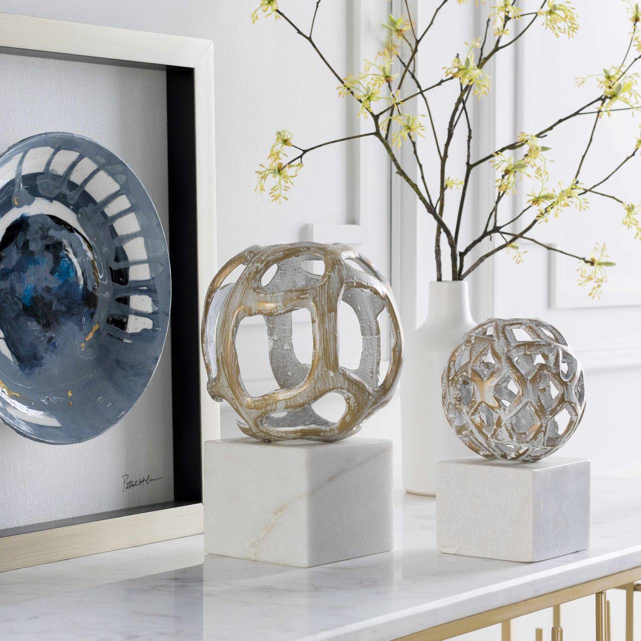 Bolyarovo White Decorative Sculpture